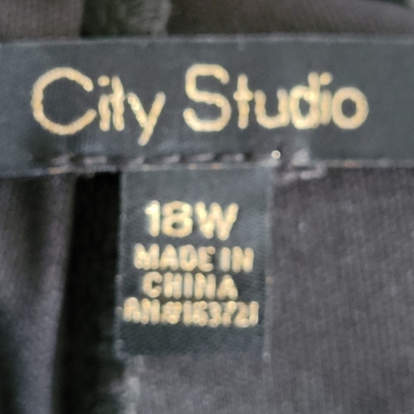 City Studio Trendy Plus Size Emma Ruched Lace-Up Black Dress 18W - Picture 9 of 11